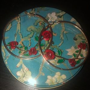Never used rose hoops